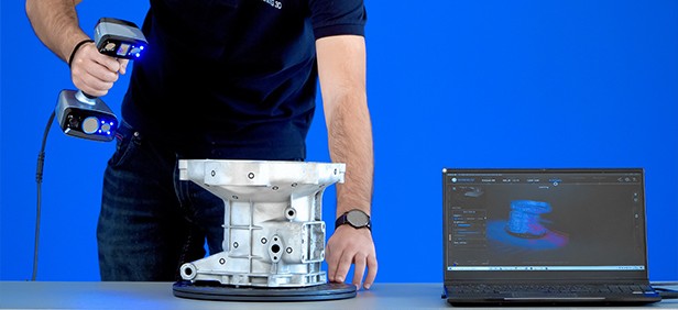 EinScan HX scanning