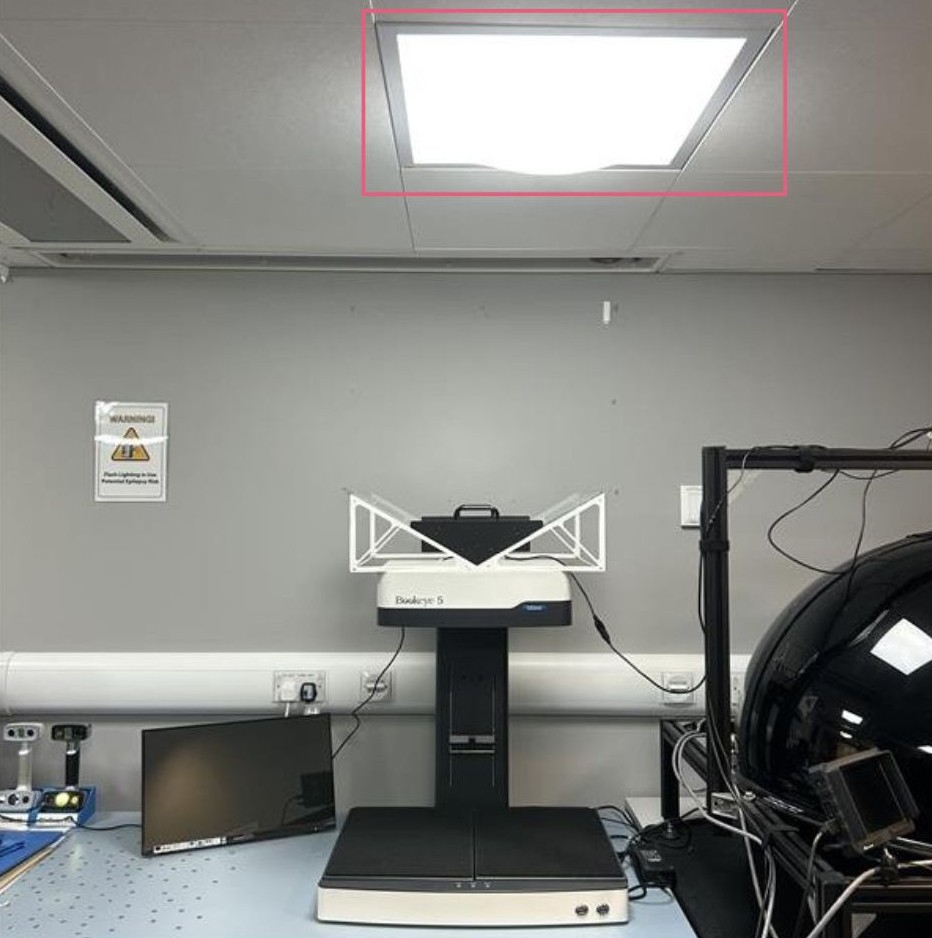 Bookeye light panel
